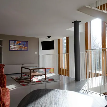 N Loft Apartment *